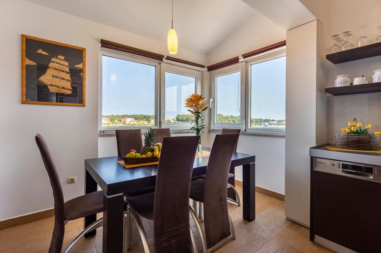 Apartman Ember Pula Eksteriør billede