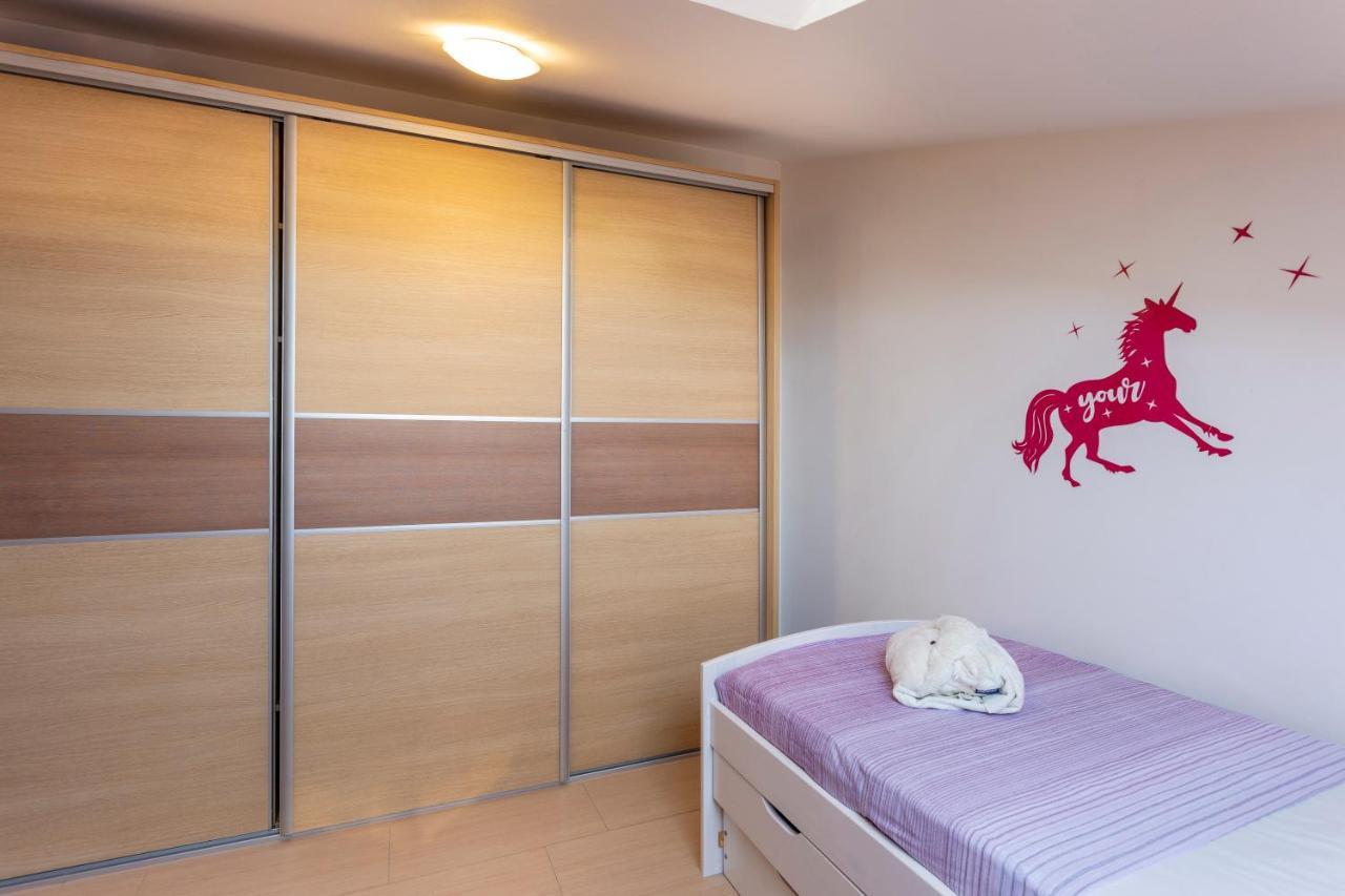 Apartman Ember Pula Eksteriør billede