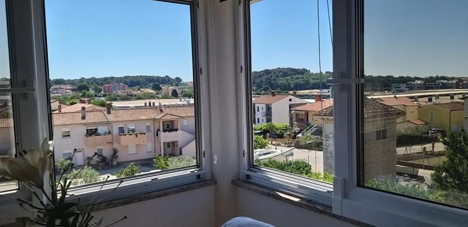 Apartman Ember Pula Eksteriør billede